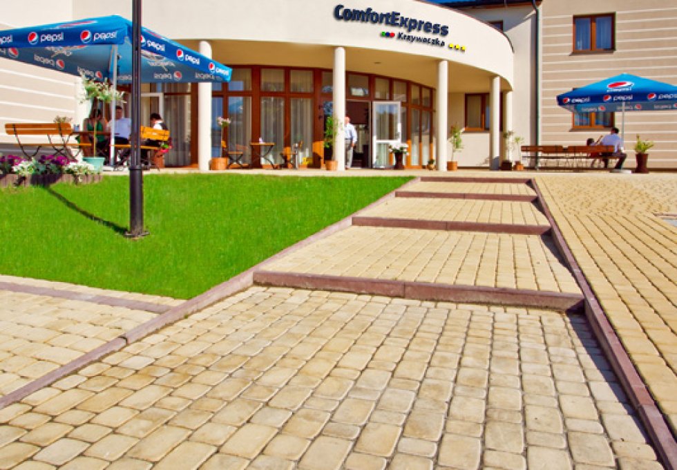 hotel *** - Hotel ComfortExpress Krzywaczka***