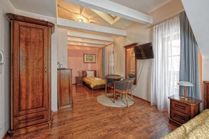 hotel *** - Hotel Modrzewiówka*** - zdjęcie 9
