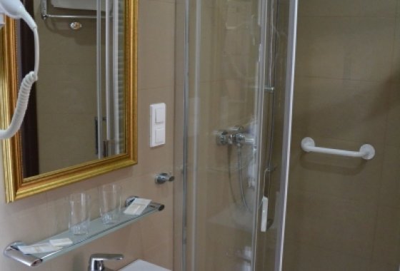 hotel - Hotel GAL - Pokoje - zdjęcie 1