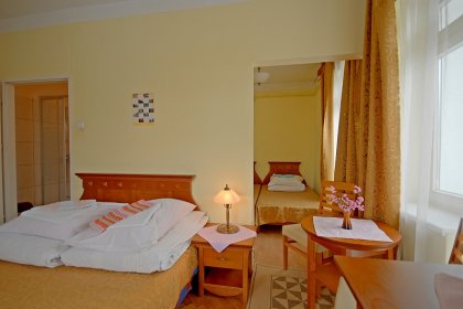 hotel - Ośrodek Wczasowy Jasny Pałac - zdjęcie 5