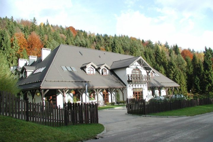 Gościniec Czarny Potok