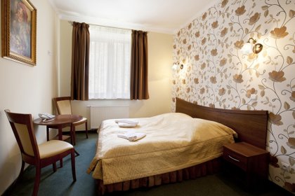 hotel - Ośrodek Wypoczynkowy Amadeusz - zdjęcie 1