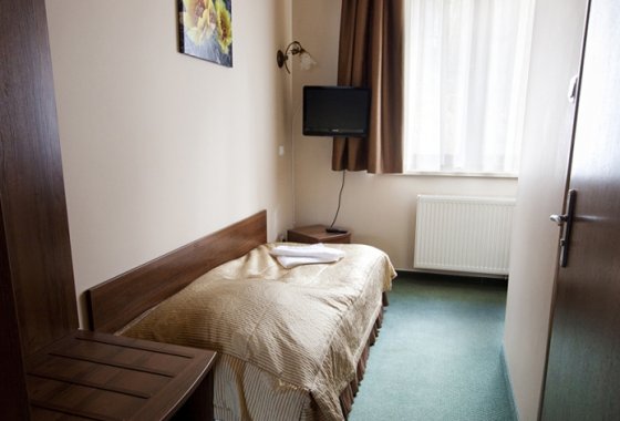 hotel - Ośrodek Wypoczynkowy Amadeusz - Pokoje - zdjęcie 4