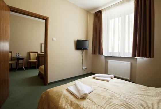 hotel - Ośrodek Wypoczynkowy Amadeusz - Pokoje - zdjęcie 5