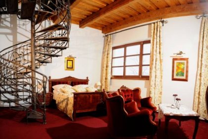 hotel *** - Hotel Folwark Stara Winiarnia - zdjęcie 10