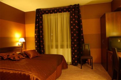 hotel *** - Hotel Azalia - zdjęcie 9