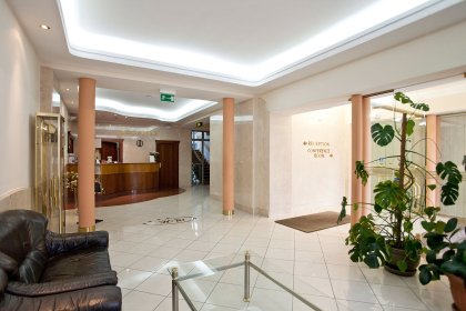 hotel - Hotel Warszawski - zdjęcie 1
