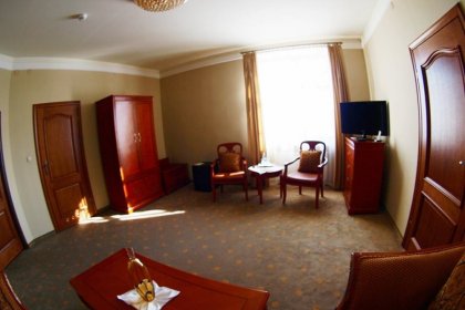 hotel - Rezydencja Pod Zegarem - zdjęcie 6