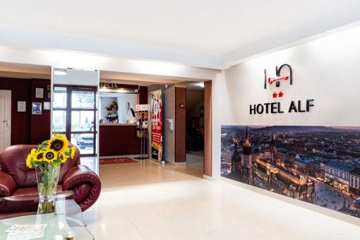 Hotel Alf**