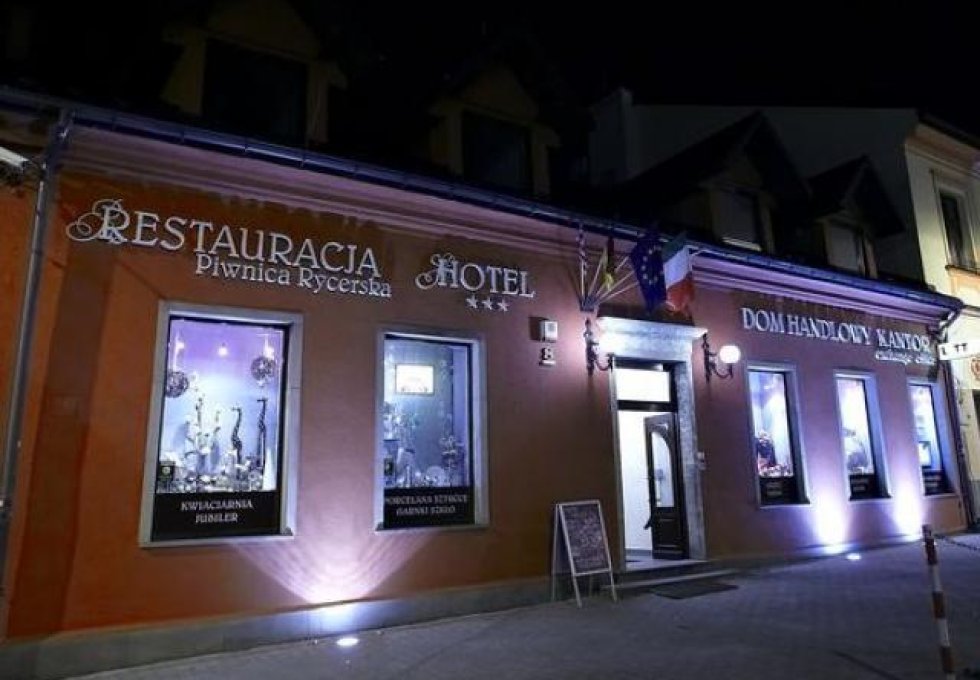 hotel *** - Hotel Piwnica Rycerska***