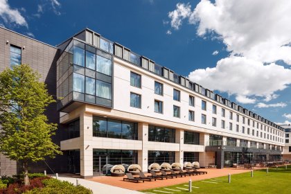 hotel **** - DoubleTree by Hilton Hotel & Conference Centre Warsaw - zdjęcie 1