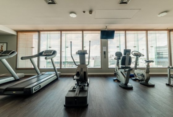 hotel **** - Courtyard by Marriott Warsaw Airport - Usługi - zdjęcie 2