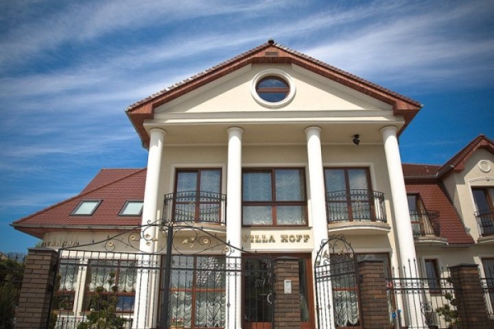 Villa Hoff