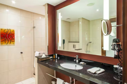 hotel **** - Hilton Warsaw City - zdjęcie 7