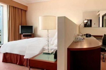 hotel **** - Hilton Warsaw City - zdjęcie 5