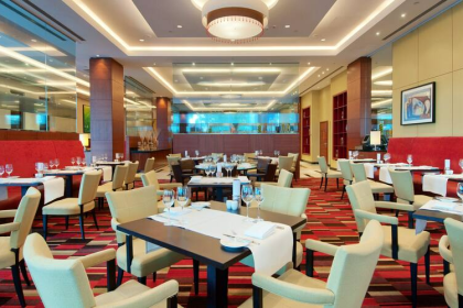 hotel **** - Hilton Warsaw City - zdjęcie 8
