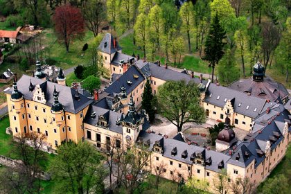 zamek - Zamek Kliczków Centrum Konferencyjno-Wypoczynkowe - zdjęcie 2