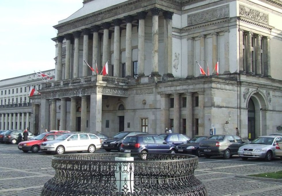 inny - Teatr Narodowy