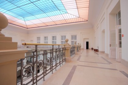 inny - Gmach Wydziału Fizyki Politechniki Warszawskiej - zdjęcie 1