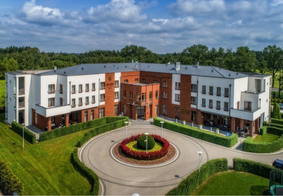 hotel **** - Mercure Wiązowna Brant