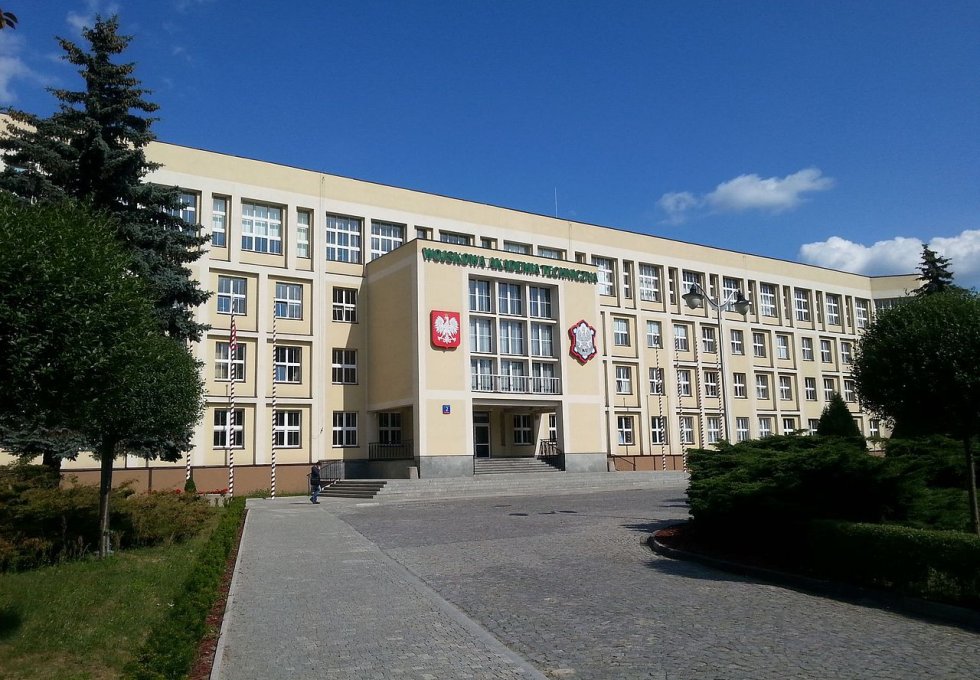 inny - Klub Wojskowej Akademii Technicznej WAT
