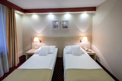 hotel - Hotel 500 Stryków - zdjęcie 15