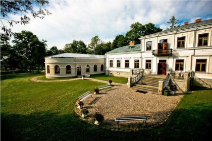 pałac - Pałac Nogalin Mansion - zdjęcie 4
