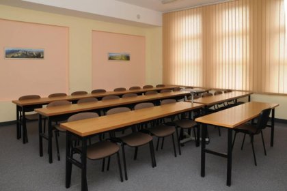 obiekt konferencyjny - Centrum Konferencyjno-Szkoleniowe Fundacji Nowe Horyzonty - zdjęcie 4