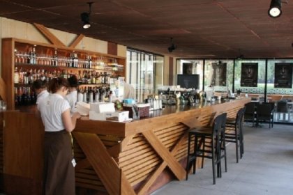 inny - Skwer - filia Centrum Artystycznego Fabryka Trzciny - zdjęcie 3