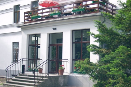 obiekt konferencyjny - Centrum Konferencyjno-Szkoleniowe w Konstancinie-Jeziorna - zdjęcie 1