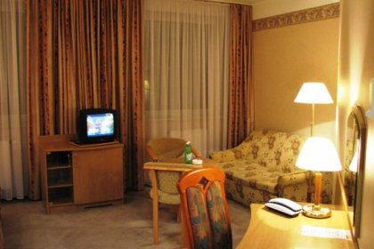 hotel *** - Hotel Krosno-Nafta - zdjęcie 7