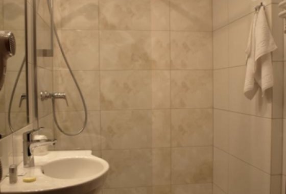 hotel *** - Hotel Kamiza*** - Pokoje - zdjęcie 5
