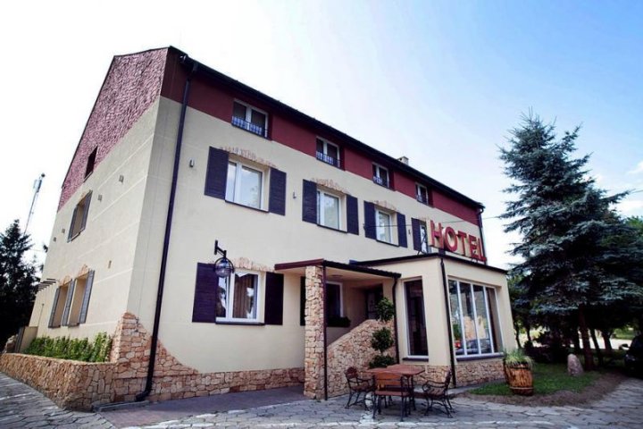 Restauracja & Hotel *** Złoty Lin