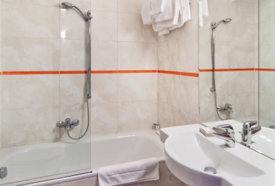 hotel *** - Hotel Poleczki Warsaw Airport - Pokoje - zdjęcie 2