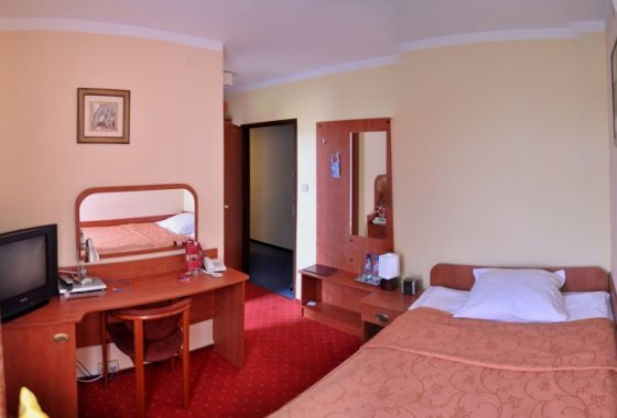 hotel *** - Hotel Korona*** - Pokoje - zdjęcie 1