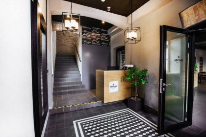 hotel - Qbatura Cafe & Hotel - zdjęcie 2