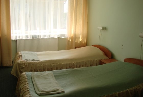 hotel - Hotel Zacisze - Pokoje - zdjęcie 2