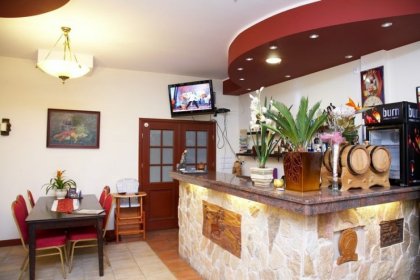 hotel - Zajazd Borowik - zdjęcie 3