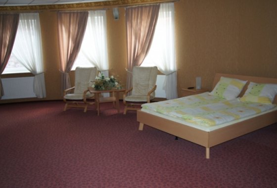 hotel - Zajazd Hubus - Pokoje - zdjęcie 2