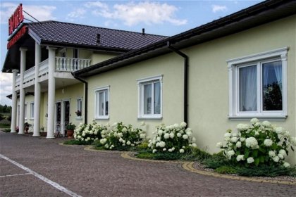 dworek - Dworek Nad Stawem - zdjęcie 1