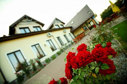 inny - Centrum Gastronomiczne „U Sarnowskich” - zdjęcie 1
