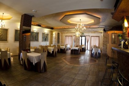 hotel *** - Hotel i Restauracja Everest *** - zdjęcie 1