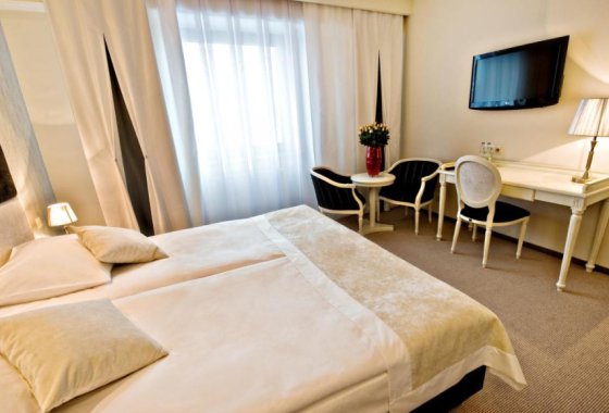 hotel **** - Hotel Prezydencki - Pokoje - zdjęcie 9