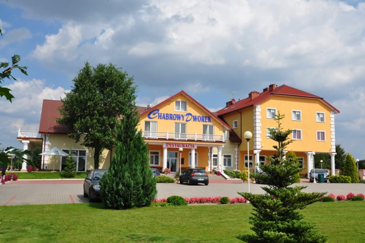 Chabrowy Dworek*** Hotel & Event