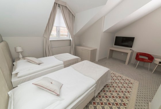 Hotel Restauracja Baśniowa- pojedyncze łóżka -SaleBiznesowe