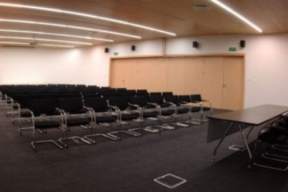 obiekt konferencyjny - Centrum Konferencyjne w Warce - zdjęcie 4