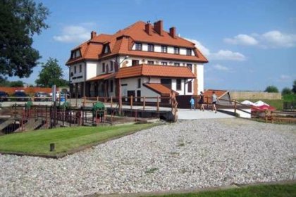 hotel *** - Bobrowy Dwór - zdjęcie 2