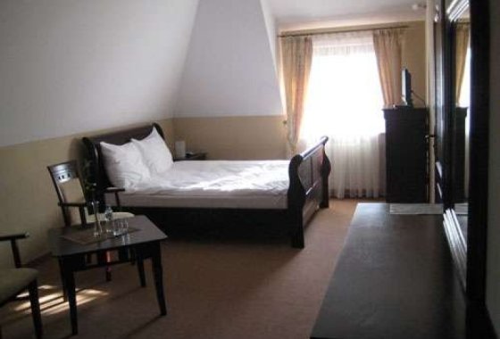 hotel *** - Bobrowy Dwór - Pokoje - zdjęcie 1