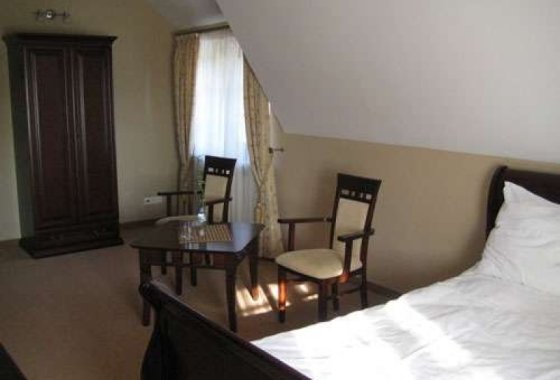 hotel *** - Bobrowy Dwór - Pokoje - zdjęcie 4
