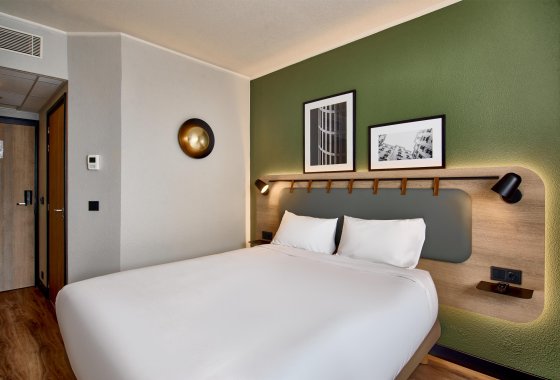 hotel *** - Hotel Campanile Łódź - Pokoje - zdjęcie 2